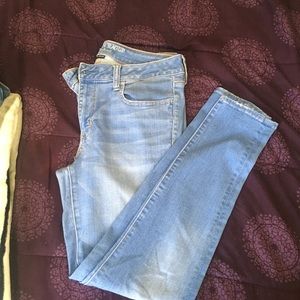 American Eagle size 12 Regular “Jegging” jeans